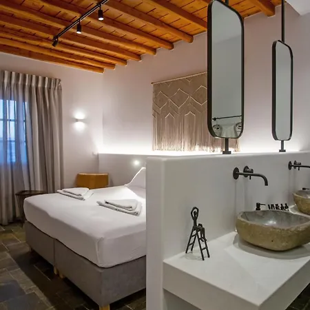 C Mykonos Pensjonat 4*