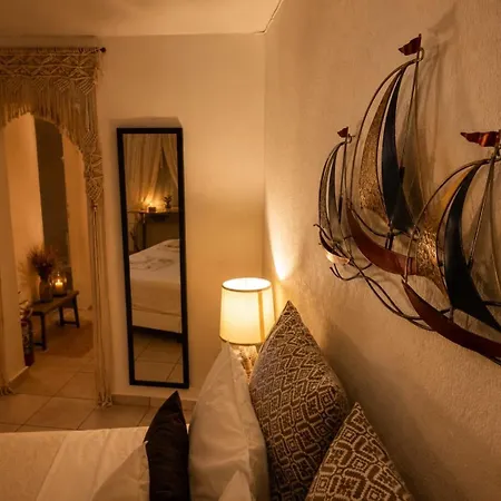 C Mykonos Vendégház 4*